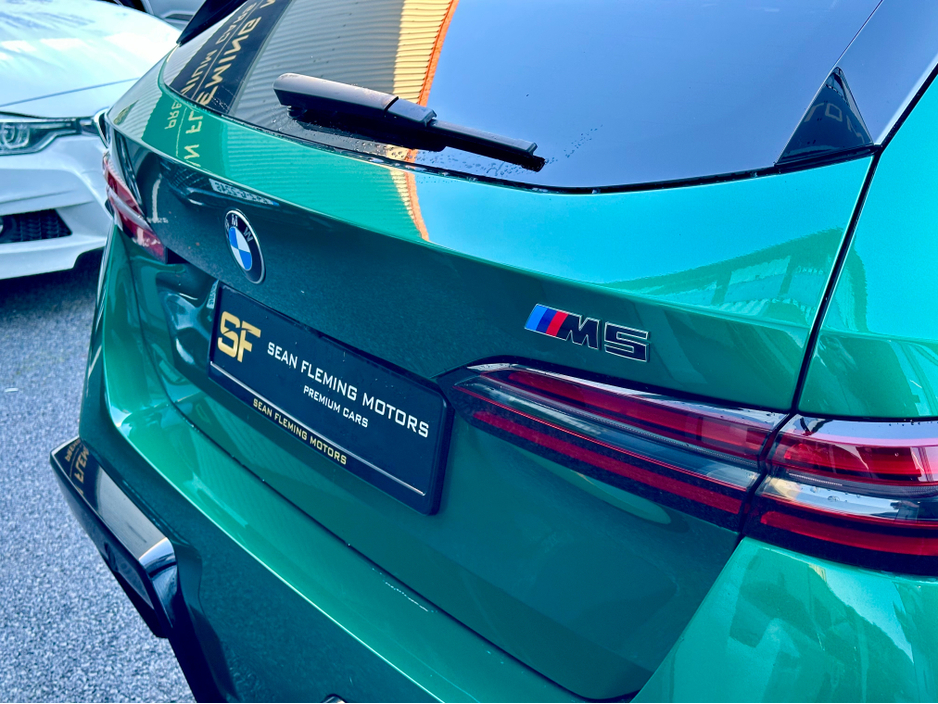 2025 BMW M5 TOURING *LOW KM* 717BHP €139,950