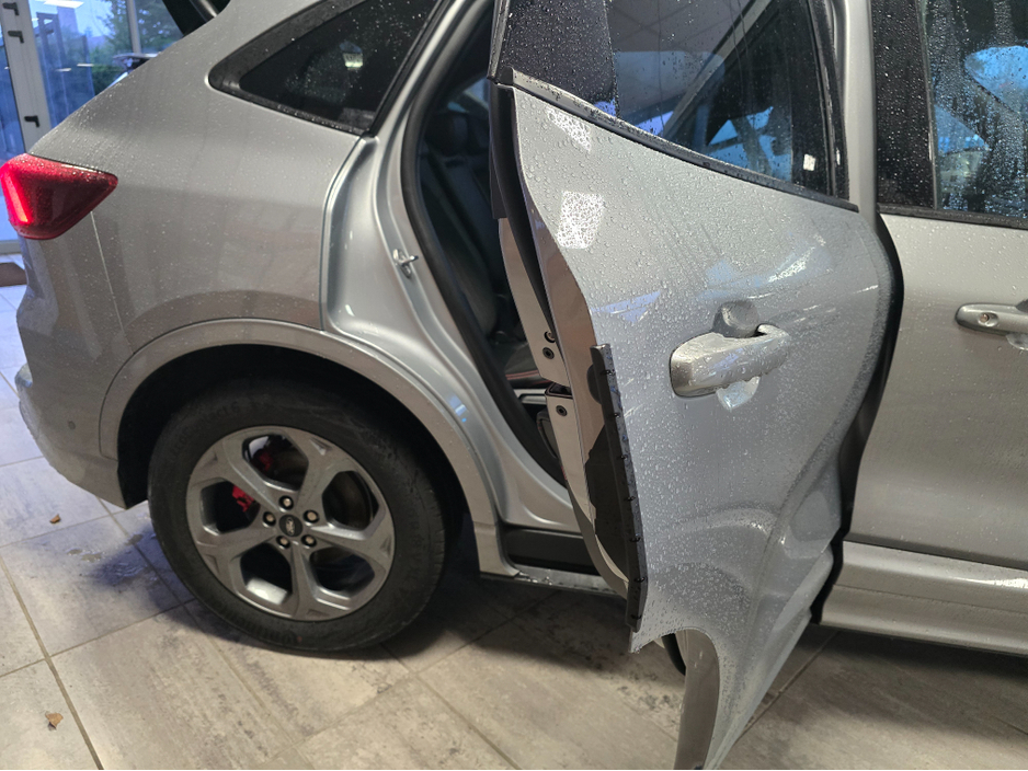 2025 Ford Kuga ST-LINE PHEV PAN ROOF €39,800