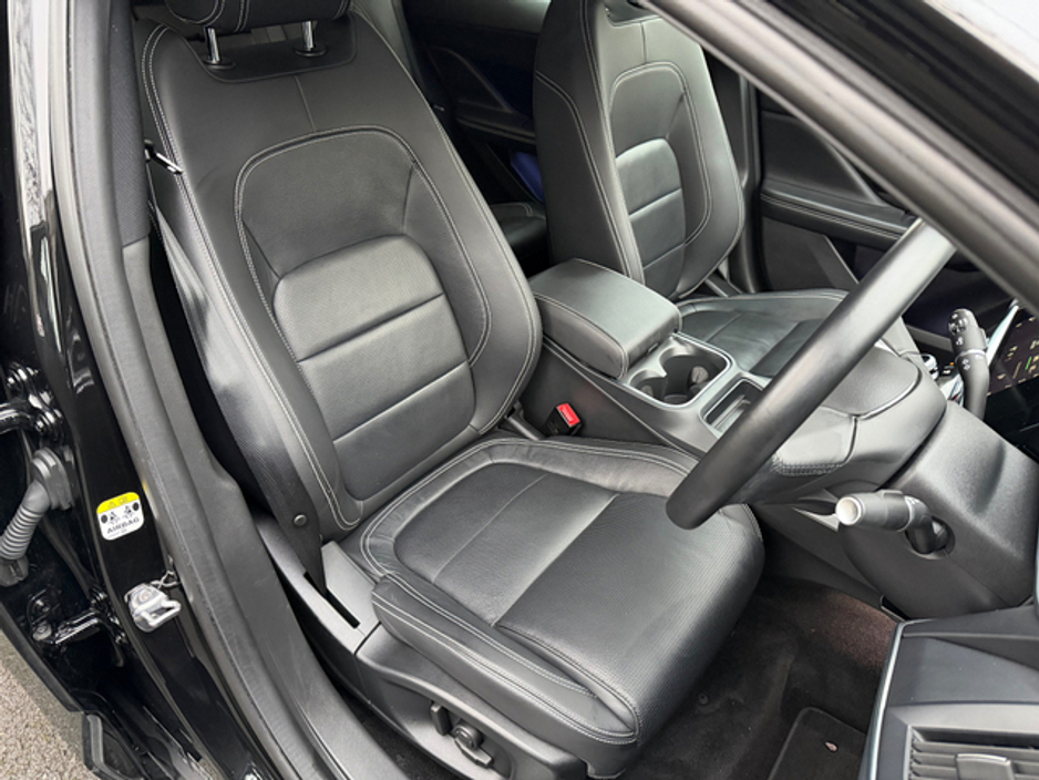 2024 Jaguar I-Pace - image 6