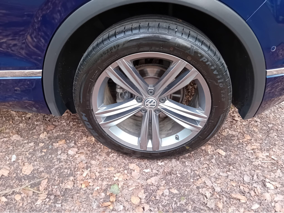 2018 Volkswagen Tiguan - image 43