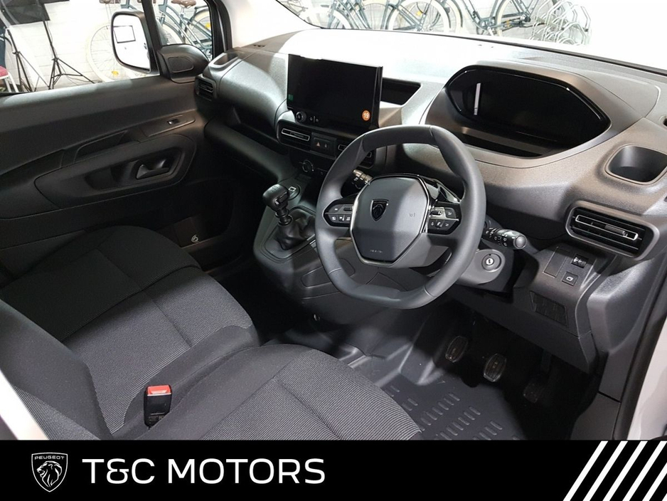 2025 Peugeot Partner Demo Model - *Price Ex VAT* PARTNER PRO PLUS 1.5 HDI 100 - 1,000KG, Remainder of 5 year warranty €21,134