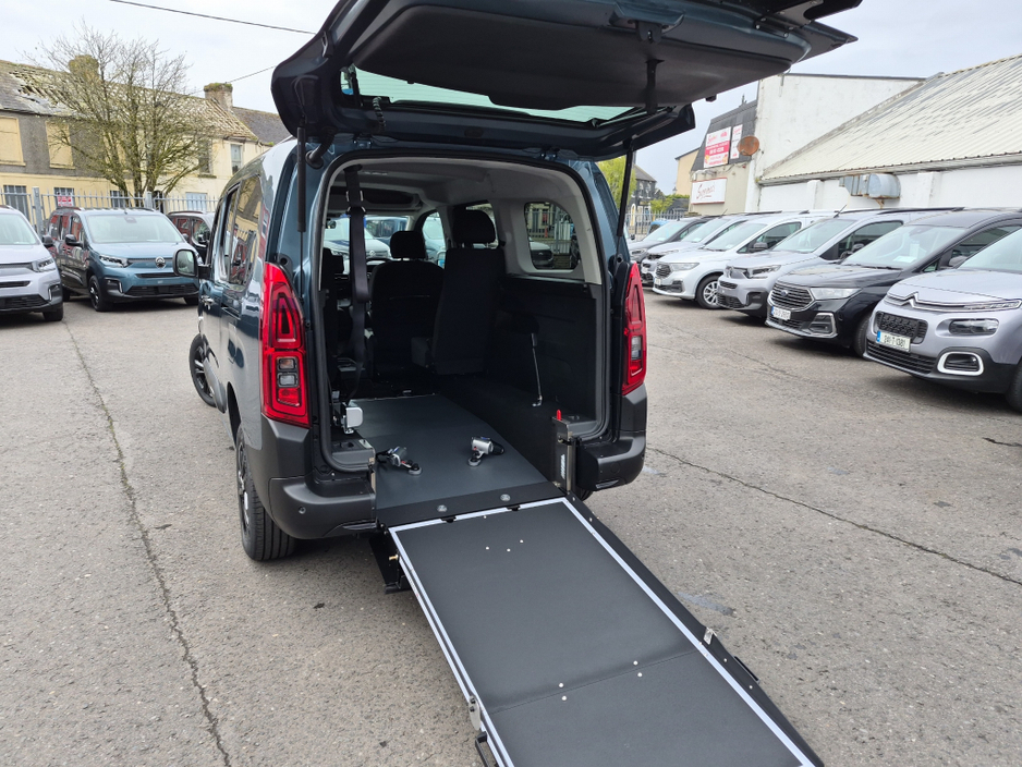 2026 Citroen Berlingo - image 14