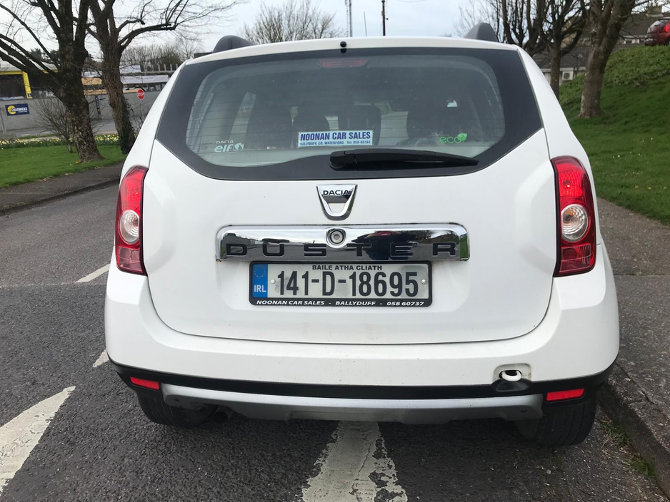 2014 Dacia Duster - image 5