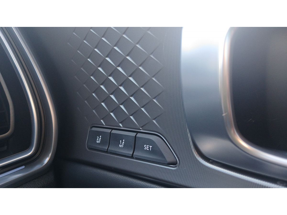 2026 Kia Sorento - image 12