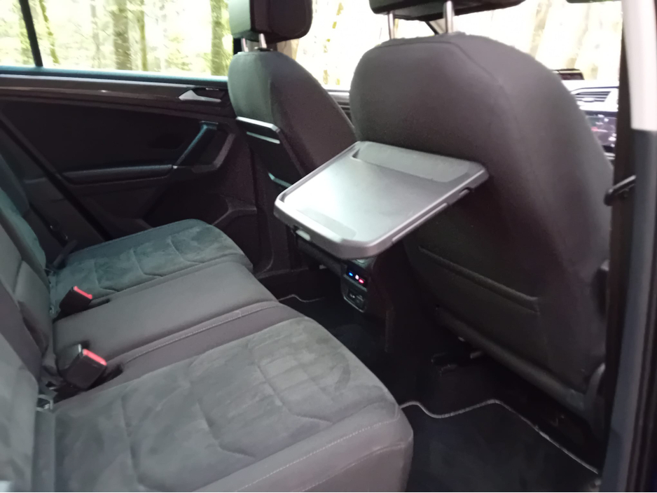 2018 Volkswagen Tiguan - image 17