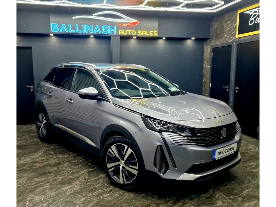2021 Peugeot 3008 - image 9