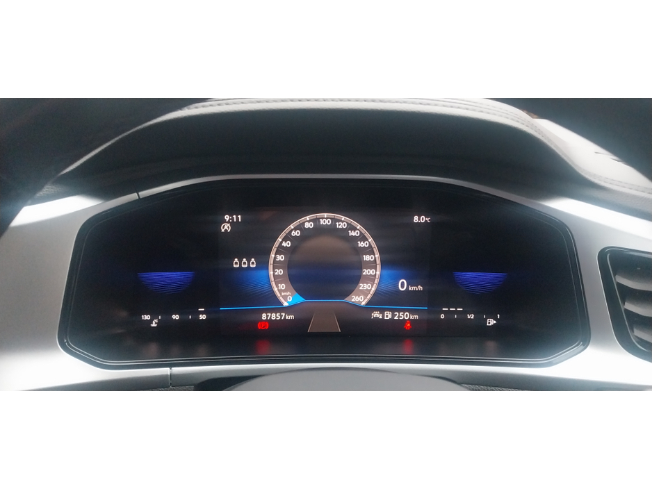 2023 Volkswagen T-Roc LIFE 2.0 TDI MAN 116HP €27,950