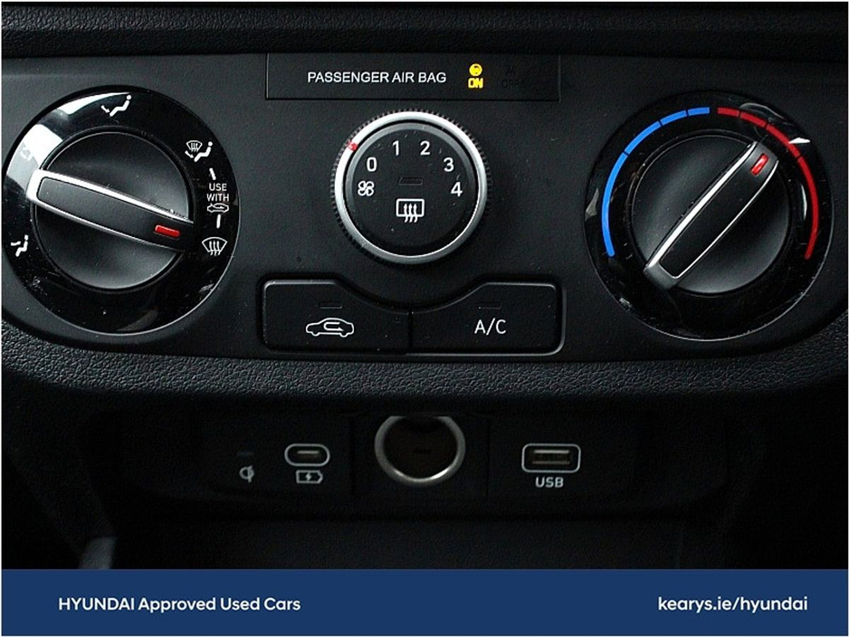 2024 Hyundai i10 - image 19