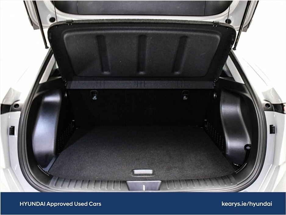 2025 Hyundai Kona Petrol Elegance €32,890