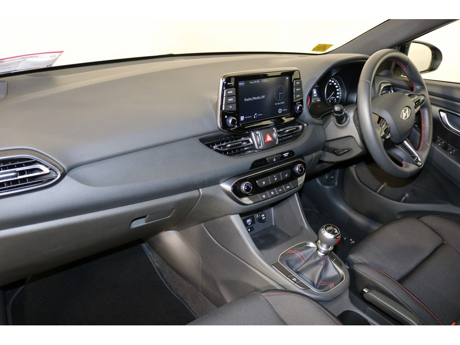 2024 Hyundai i30 - image 11