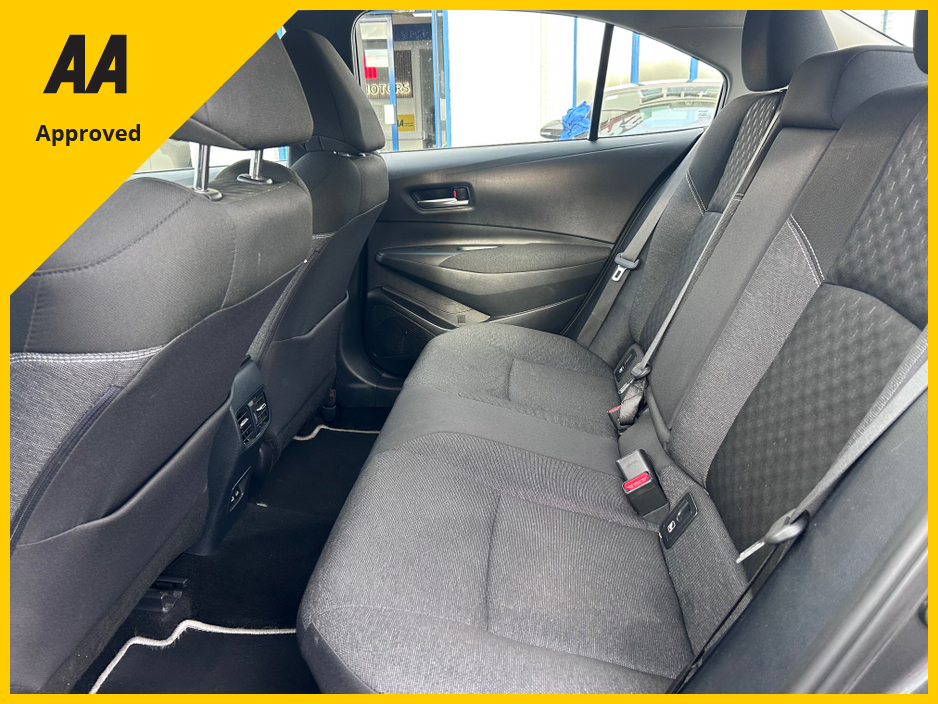 2023 Toyota Corolla - image 7