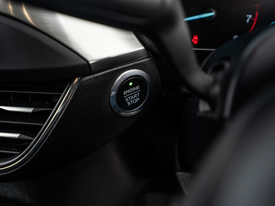 2021 Ford Focus - image 24