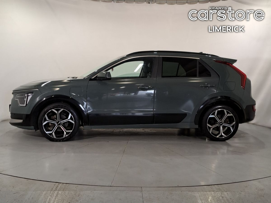 2023 Kia Niro - image 6