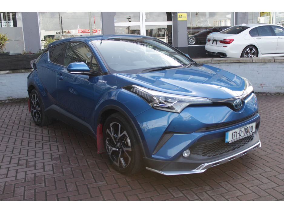 2017 Toyota C-HR - image 2