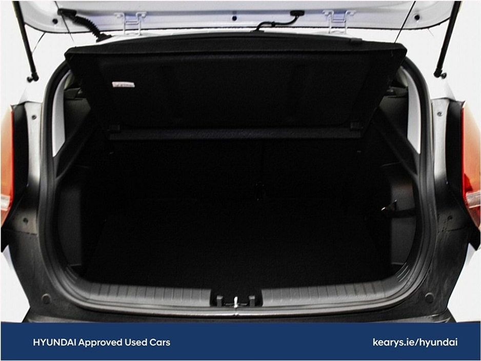 2024 Hyundai Bayon - image 9