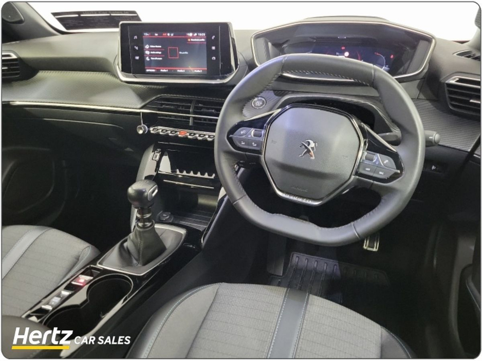 2023 Peugeot 2008 - image 12