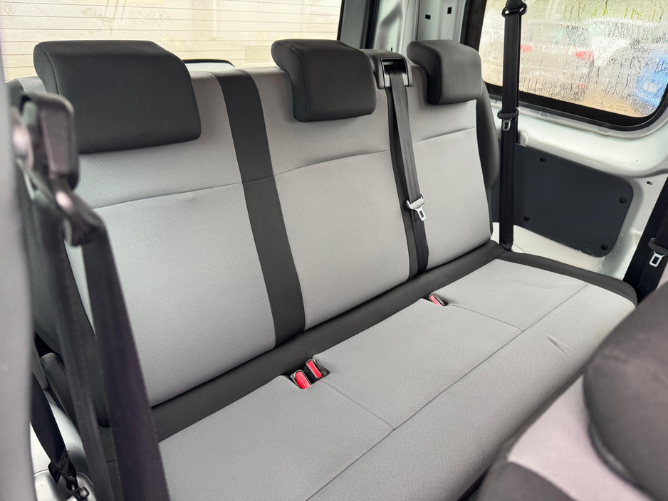 2019 Peugeot Expert - image 12