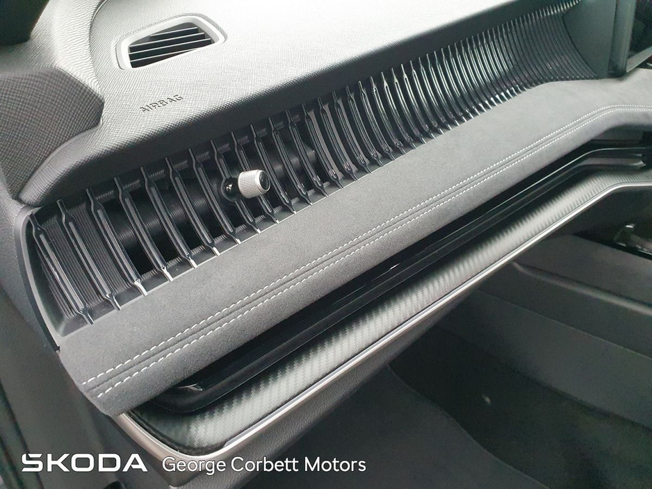 2026 Skoda Superb - image 15