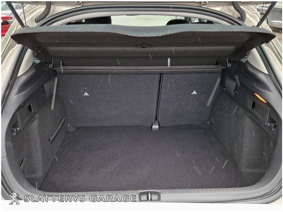 2017 Citroen C4 - image 14
