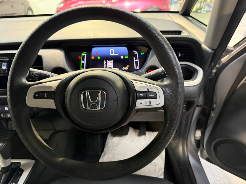 2020 Honda Fit - image 10