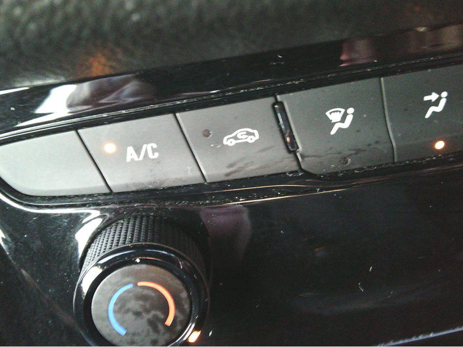 2016 Opel Astra NEW NCT 2028, SRI, €190 TAX, LOW KMS. S./HISTORY. €8,999