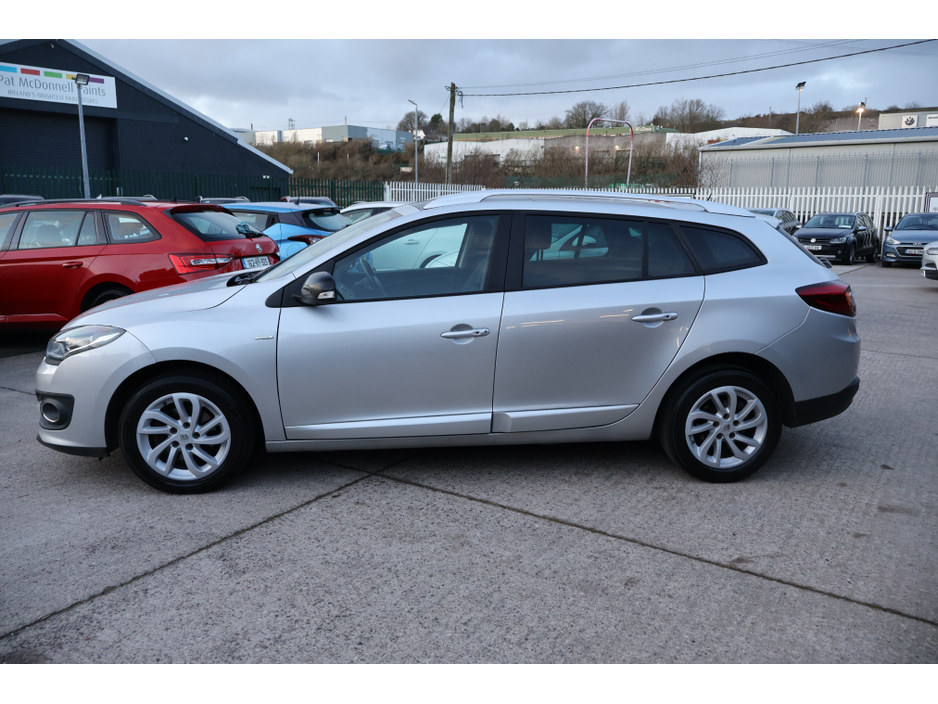 2015 Renault Grand Megane ESTATE LIMITED EDITION New Tyres, Timing Belt &  12 Month NCT! €7,495