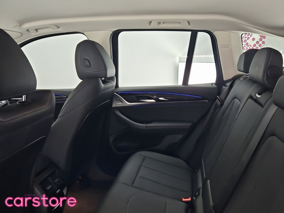 2024 BMW X3 - image 13