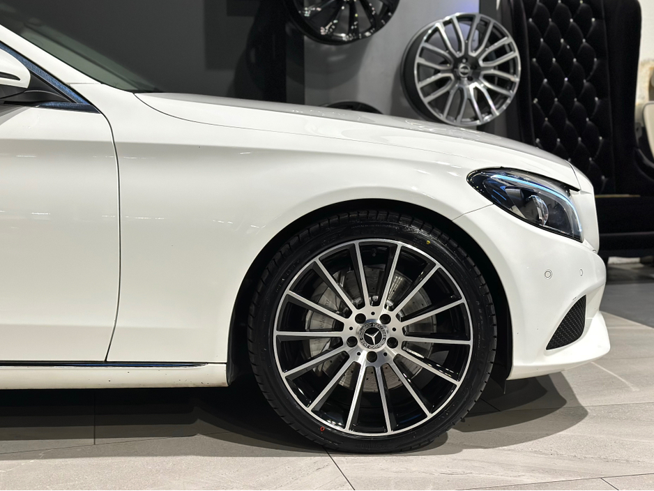 2016 Mercedes-Benz C Class - image 6