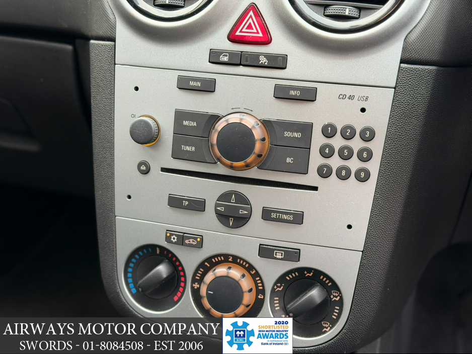 2014 Opel Corsa - image 10