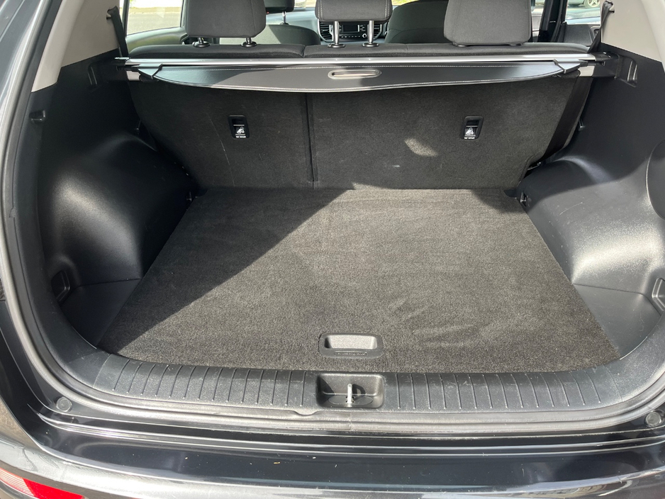 2016 Kia Sportage - image 8