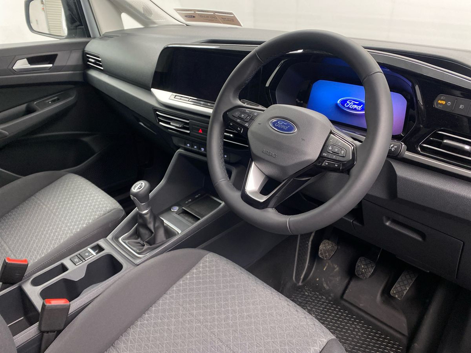 2026 Ford Transit Connect - image 8