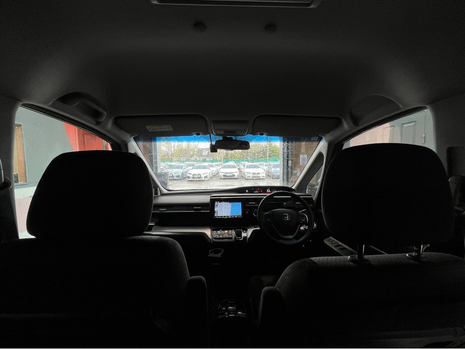 2019 Honda Stepwagon - image 14