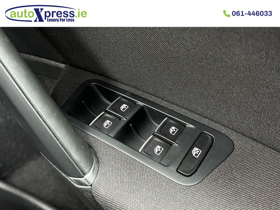 2018 Volkswagen Golf - image 30