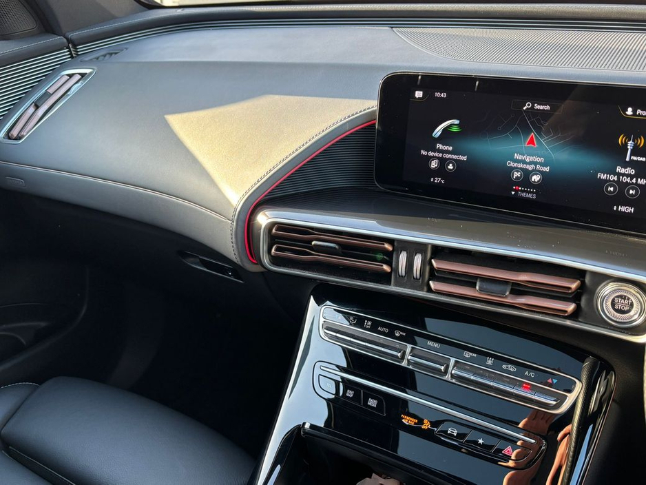 2023 Mercedes-Benz EQC - image 15