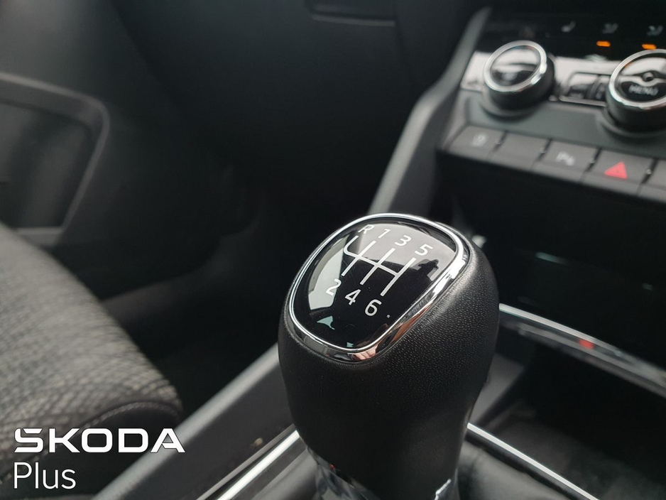 2024 Skoda Karoq Style 1.0TSi 110bhp (From €112 per week) €34,995