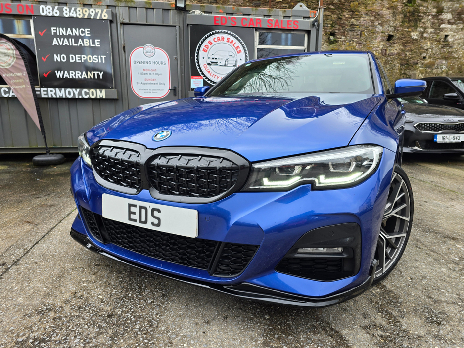 2021 BMW 3 Series - image 4