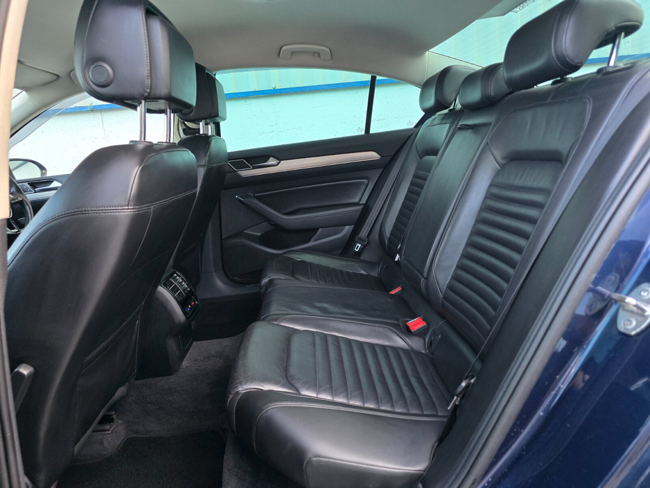 2016 Volkswagen Passat 2.0 TDI 150HP Highline BE €10,950