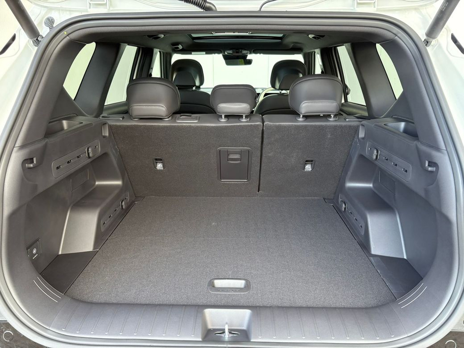 2026 Kia EV5 - image 26