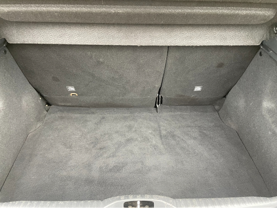 2017 Citroen C3 - image 21