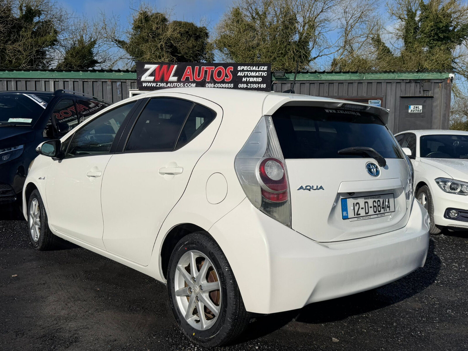 2012 Toyota Aqua  €7,950
