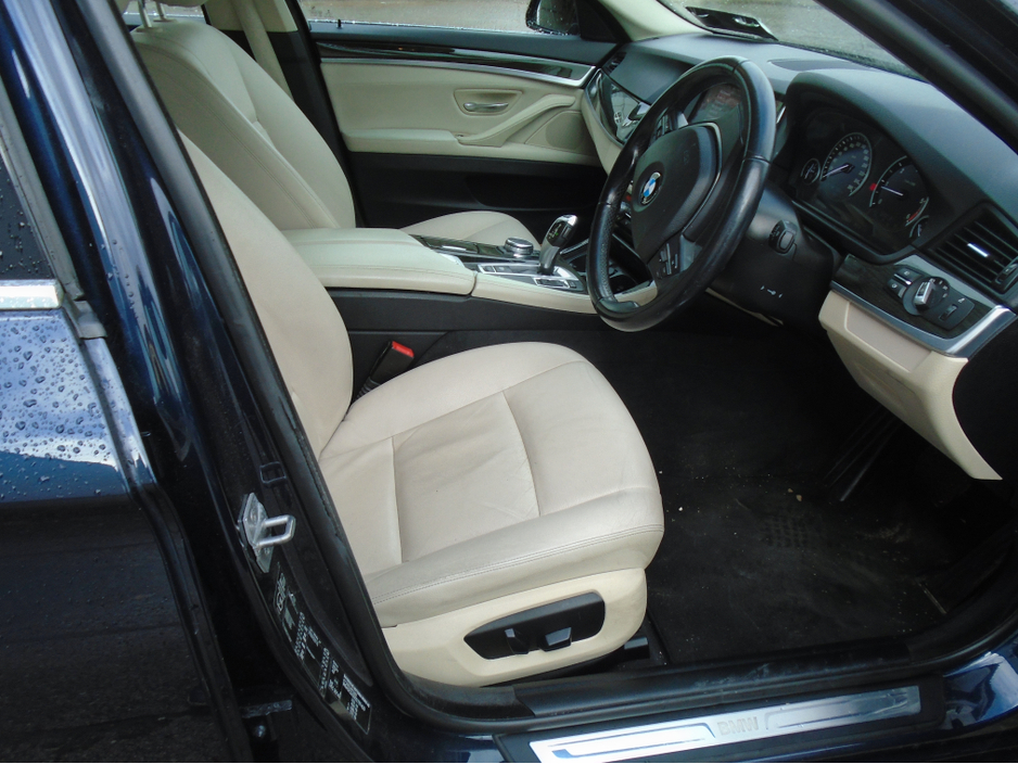 2015 BMW 5 Series - image 9