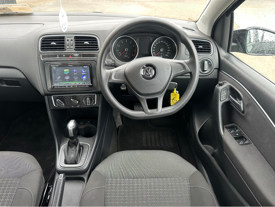 2017 Volkswagen Polo - image 20