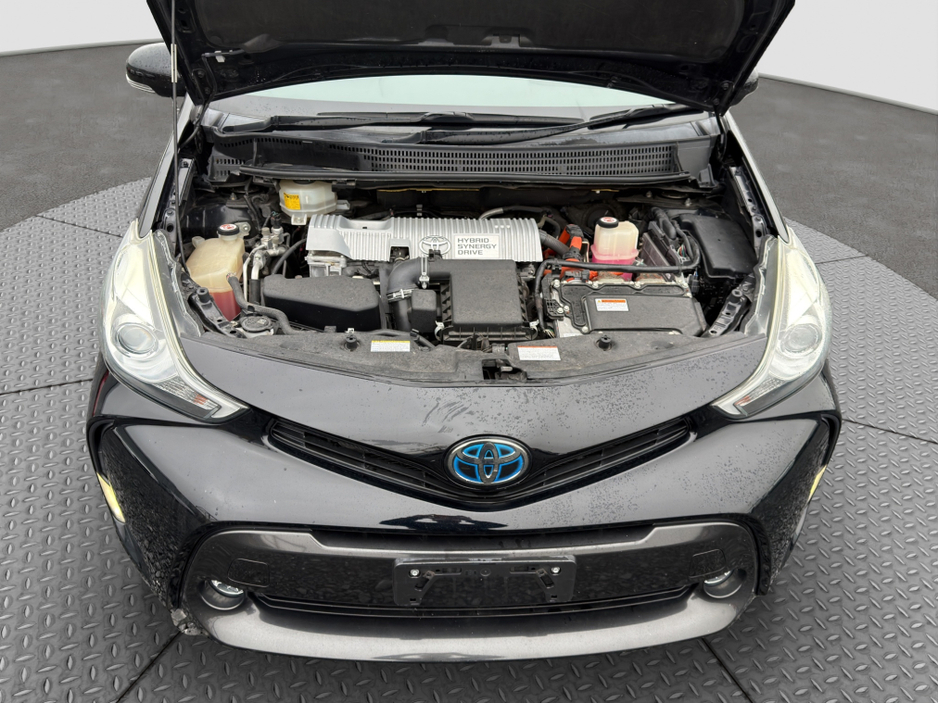 2018 Toyota Prius - image 19