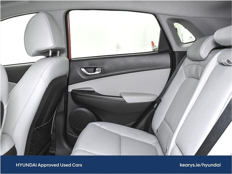 2023 Hyundai Kona EV Premium 64 kWh