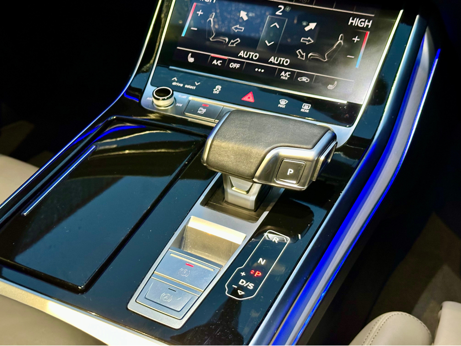 2024 Audi Q7 45 TDI 231 Q TIP S LINE 4DR €99,950