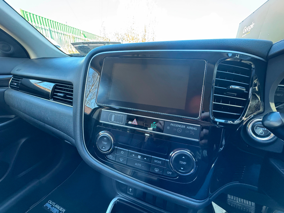 2019 Mitsubishi Outlander - image 21