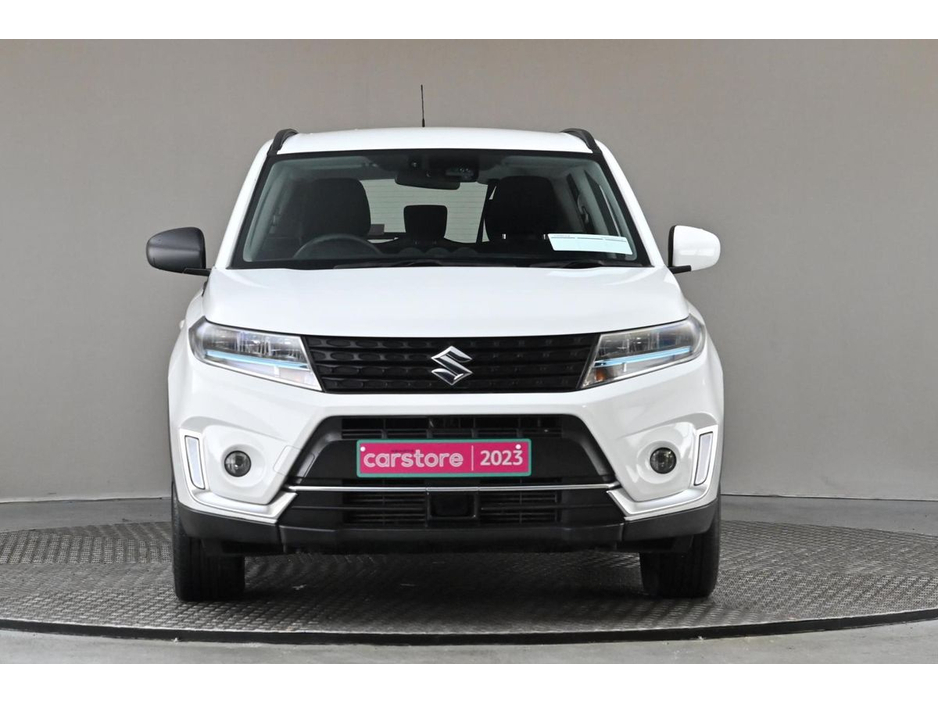 2023 Suzuki Vitara - image 2