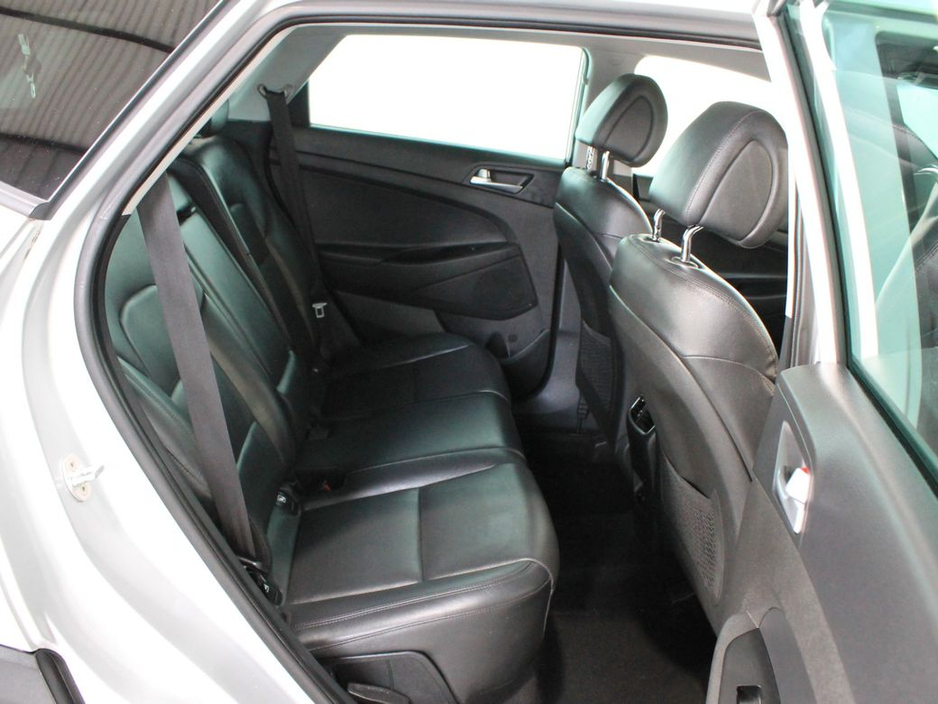 2019 Hyundai Tucson - image 14