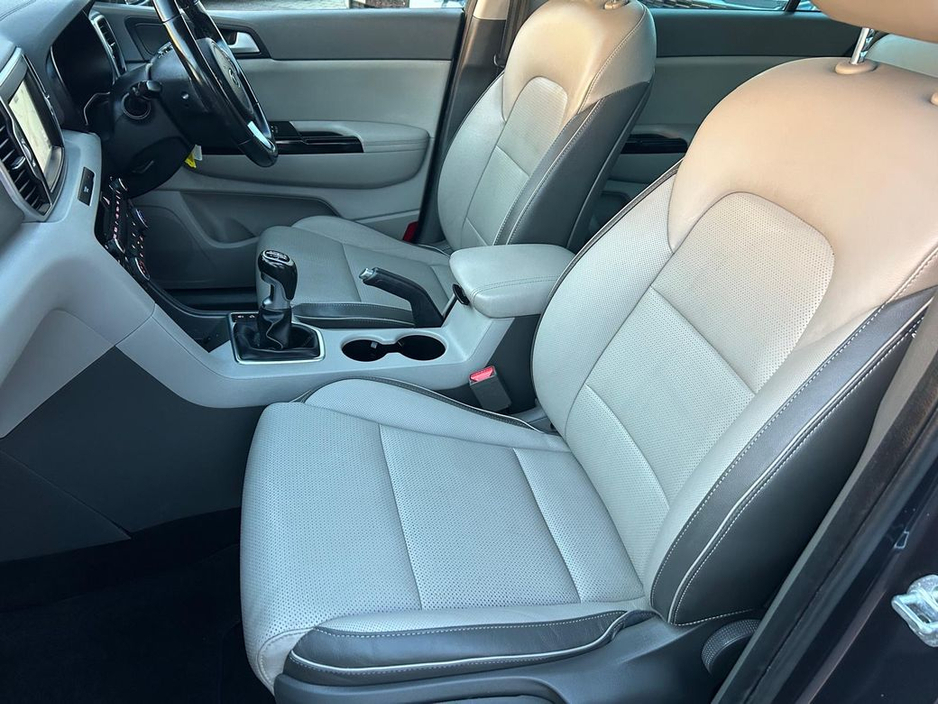 2018 Kia Sportage Platinum Sunroof*1 Owner From New * FSH* Mint Condition €19,900