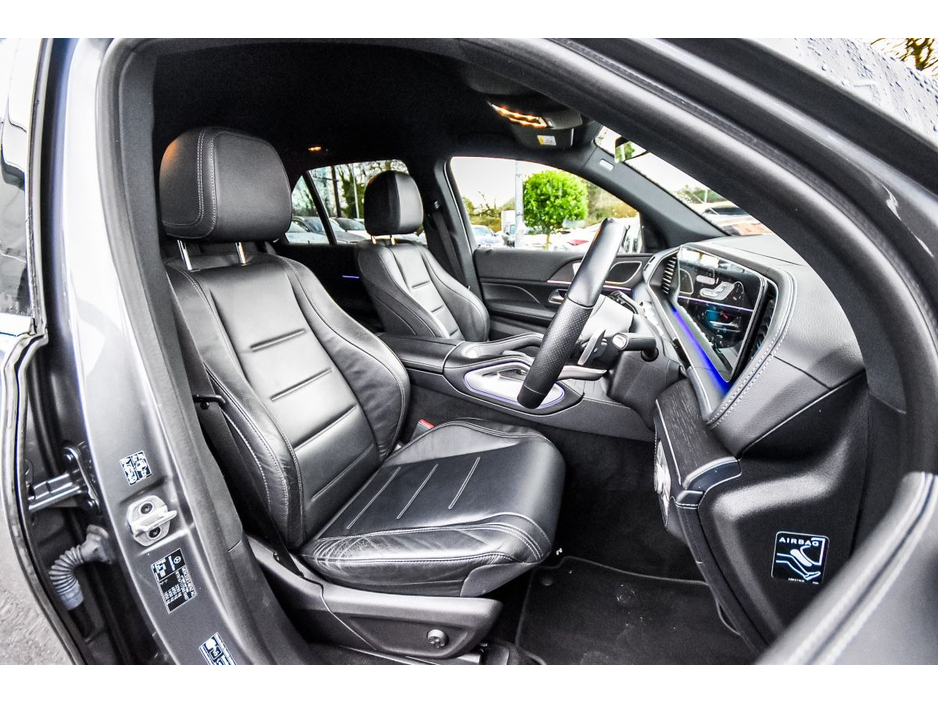 2021 Mercedes-Benz GLE Class - image 13